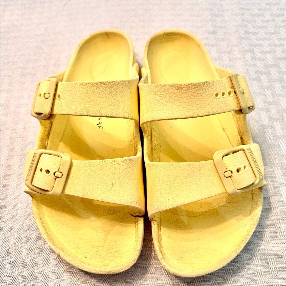 Birkenstock Arizona EVA Sandals Yellow Kids 34 / 220 ~ Women’s 4 – Crack at Heel